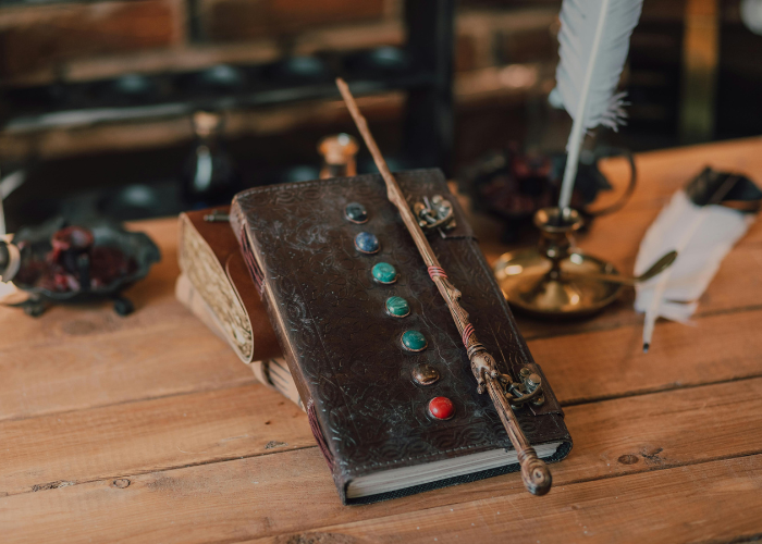 Teen Craft: Spell Books